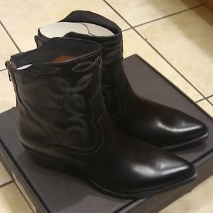 NIB Frye Embroidered Short Black Cowboy Boots 7.5